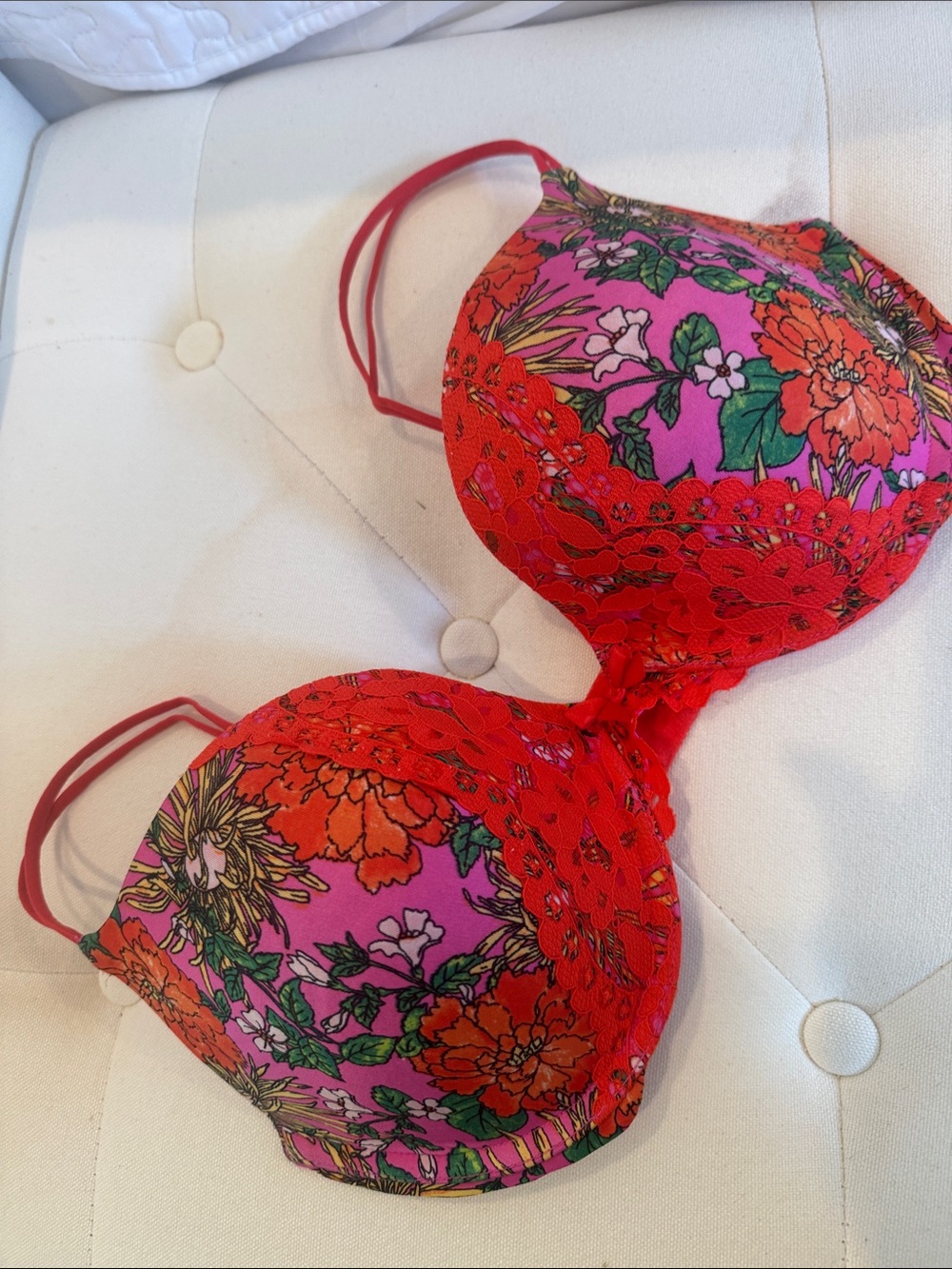 Victoria's Secret Red & Pink Floral Lace Push-Up Bra